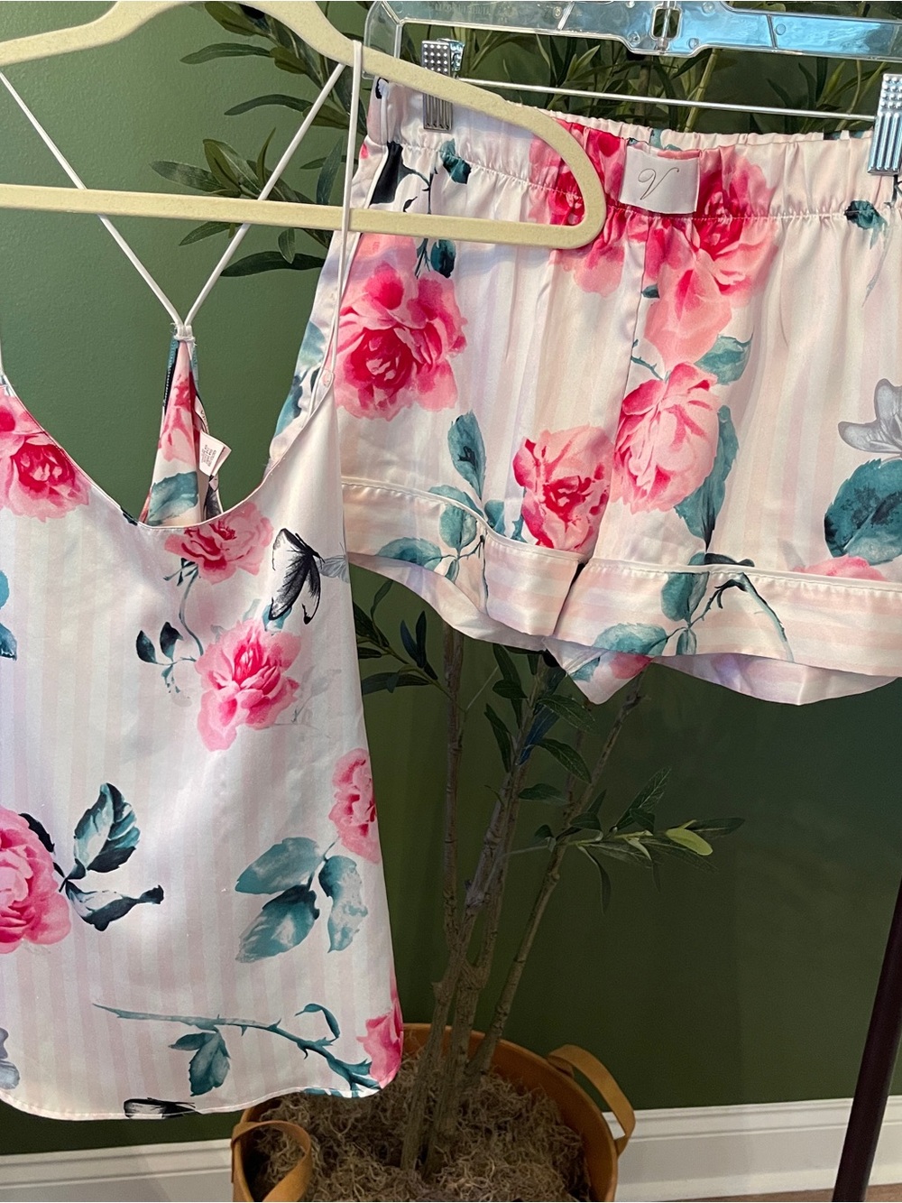 Victoria's Secret Pink Floral Satin Cami & Shorts Set